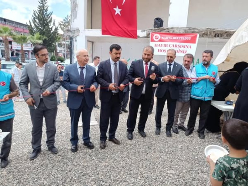 Kahta'da Hafızlık Kursları Yararına Hayır Kermesi Açıldı